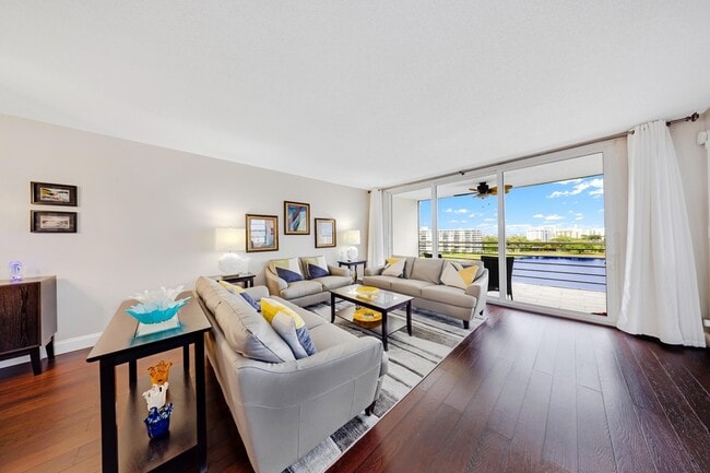 Photo - 3051 N Course Dr Apartment