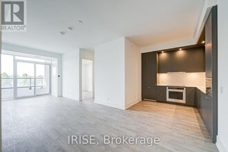 Building Photo - 115 Denison Ave