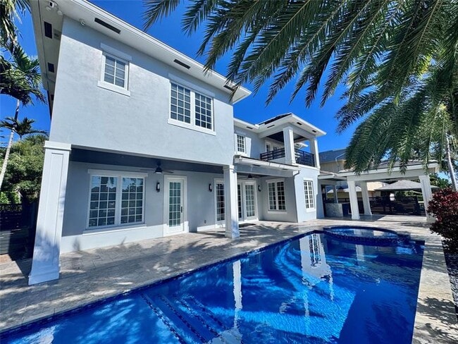 Foto del edificio - 1744 SE 9th St