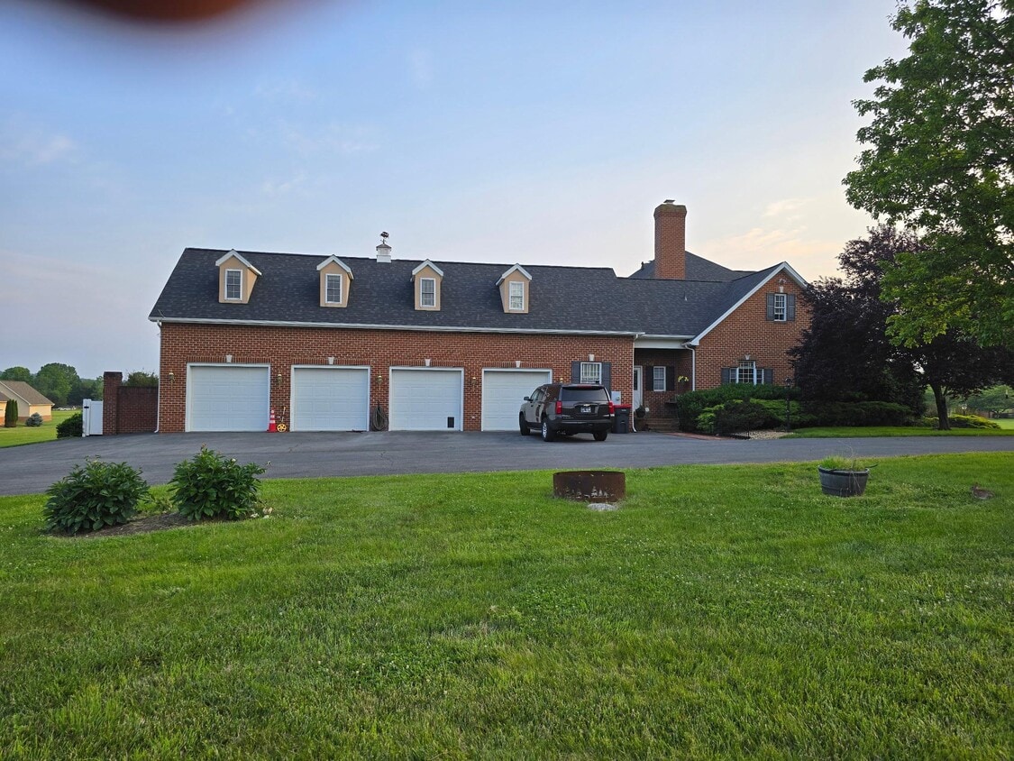 4 Car Attached Garage - 1495 Merrimans Ln