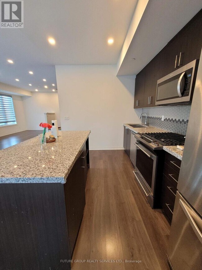 Photo du bâtiment - 70 Eastwood Park Gardens