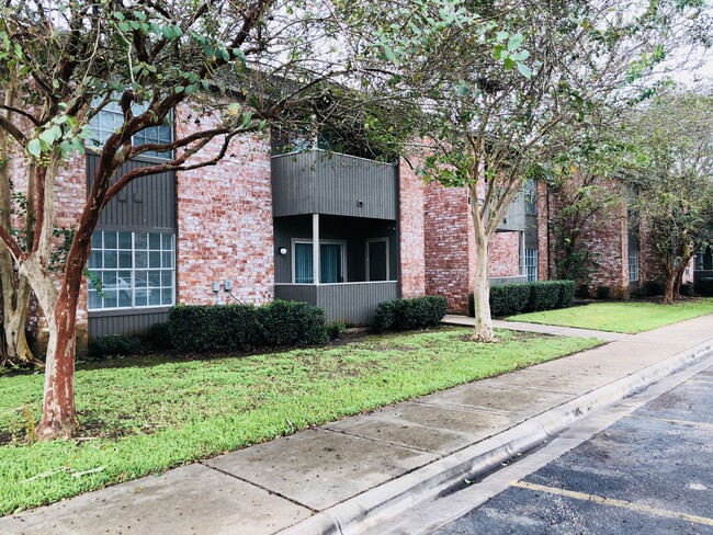 Foto del edificio - River Bend Apartments