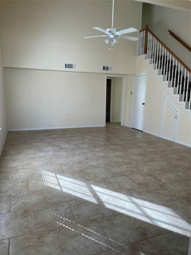 Foto del edificio - 6708 Tamar Dr