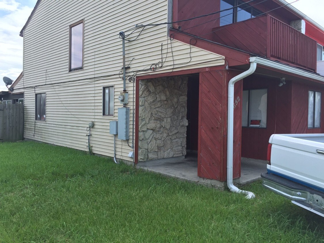 Foto principal - 11652 Hayne Blvd