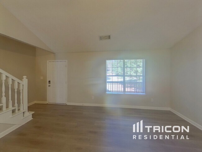Building Photo - 201 Ranch Ct