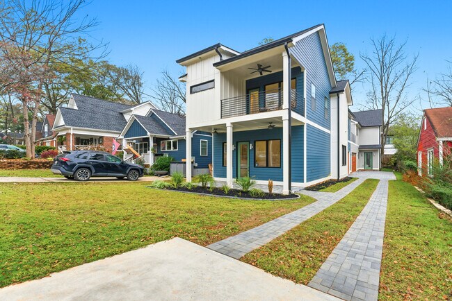 Foto del edificio - 205 Whitefoord Ave NE