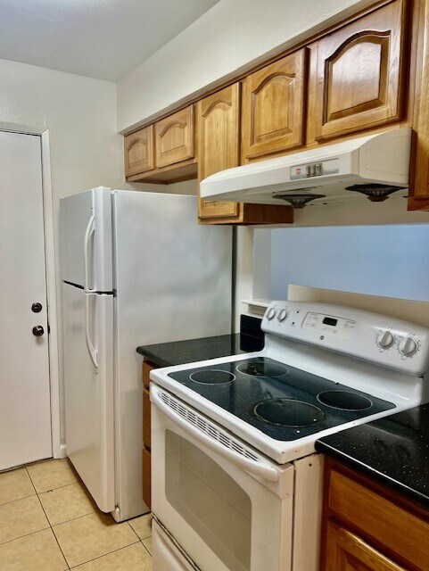 Foto del edificio - 1381 Del Rio Cir