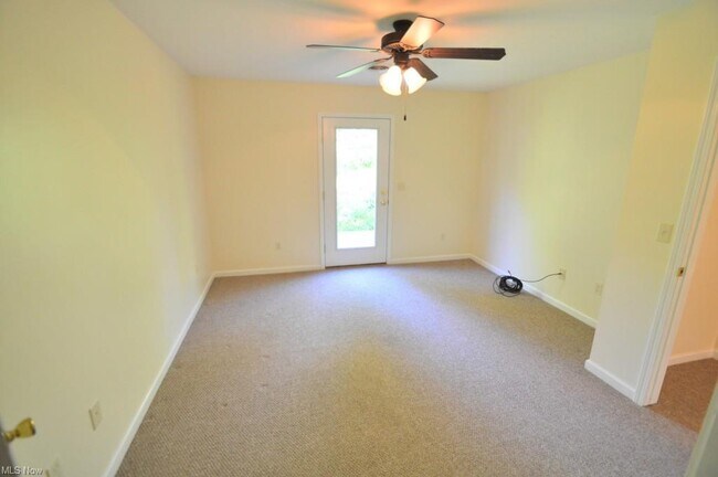 Building Photo - 408 Orchard Hill Dr