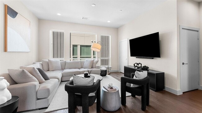 Foto del edificio - 1771 Mccoy St