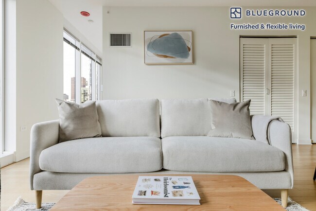 Building Photo - 340 E North Water St