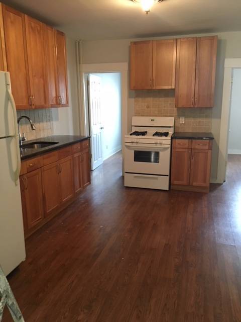 Foto principal - 123-13 13th Ave