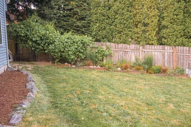 Foto del edificio - 3730 Spring Coulee Rd