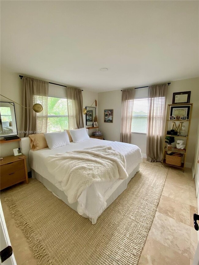 Foto del edificio - 4600 SW 67th Ave