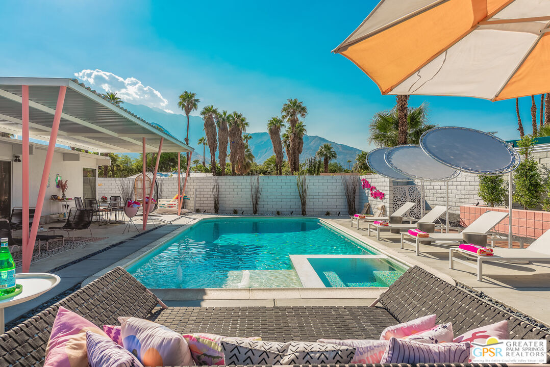 Foto principal - 750 E Alexander Way