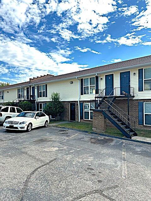 Building Photo - 2075 Clingan Dr NW