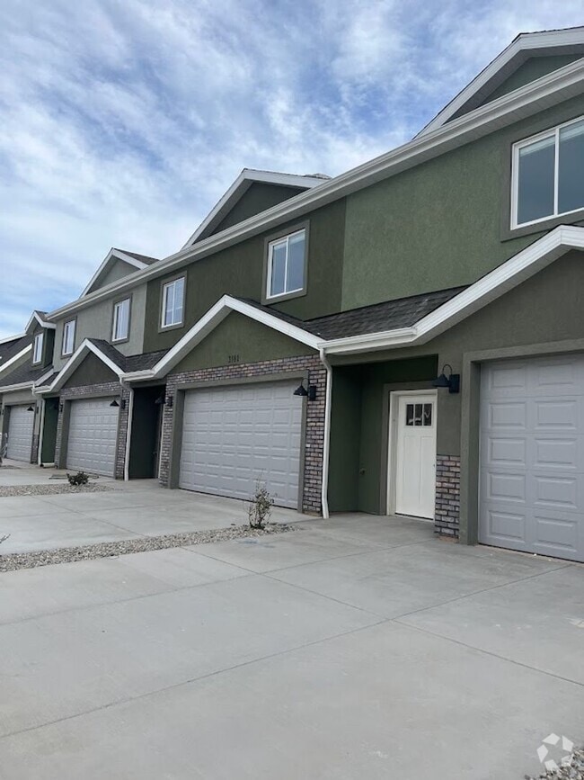 Building Photo - 3155 W 1675 N