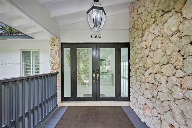 Foto del edificio - 6565 SW 134th Dr