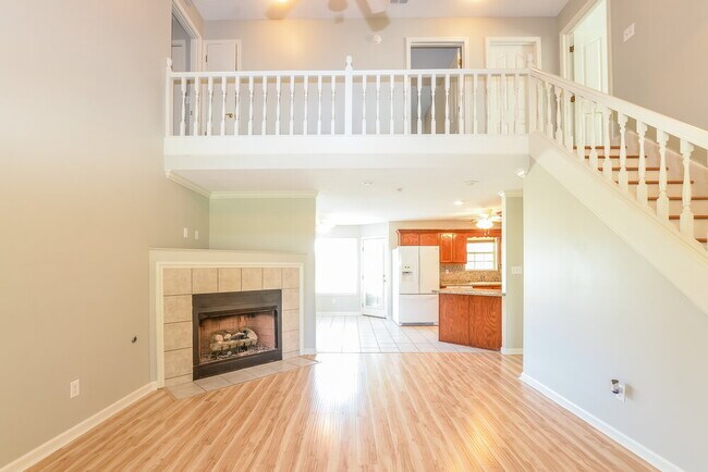 Foto del edificio - 2865 Pinnacle Dr