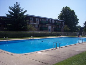 Green Village Apartments Rentals Perth Amboy, NJ Apartments.com