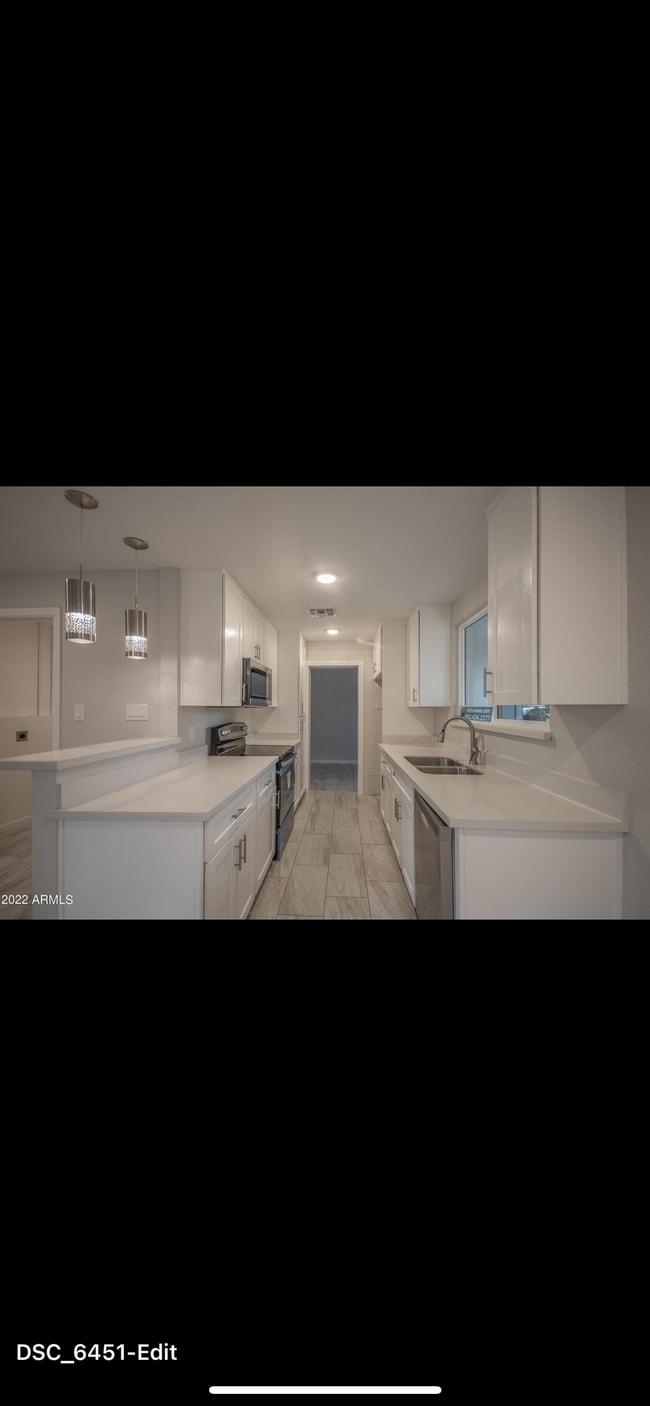 Foto del edificio - 2921 W Highland Ave