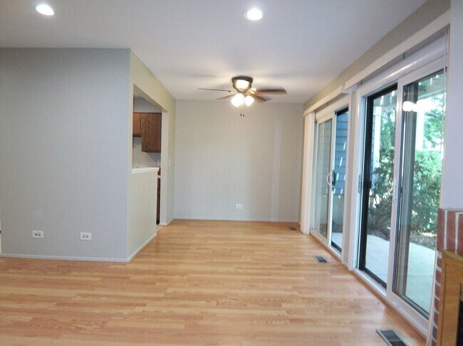 Foto del edificio - 1546 Williamsburg Dr