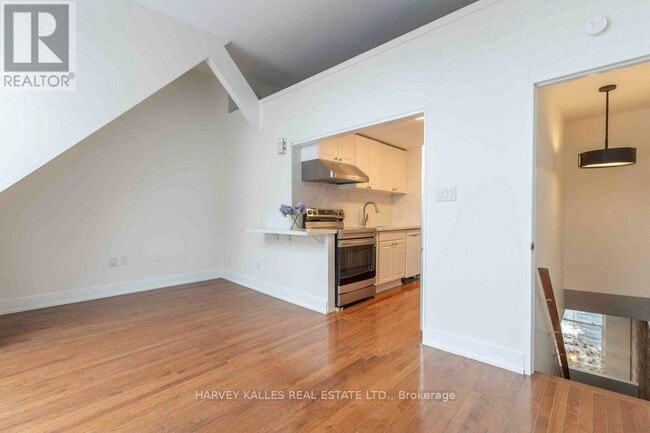 Photo du bâtiment - 148 Collier St