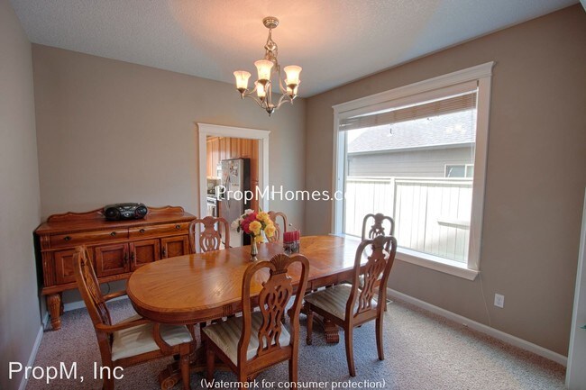 Building Photo - 5 br, 3.5 bath House - 682 June Drive