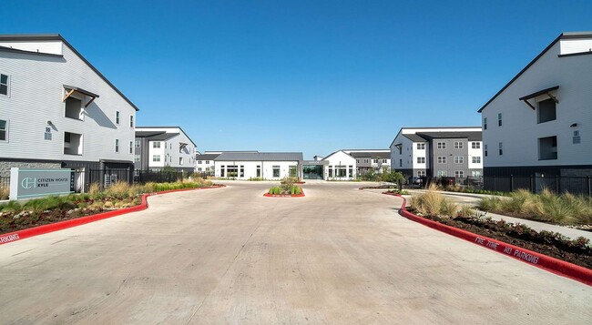 Building Photo - Modern 2-Bedroom Rentals: Your Ideal Urban...