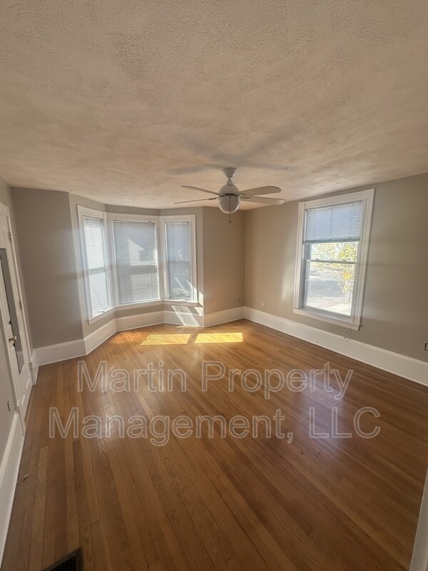 Foto del edificio - 61-63-63 Church St