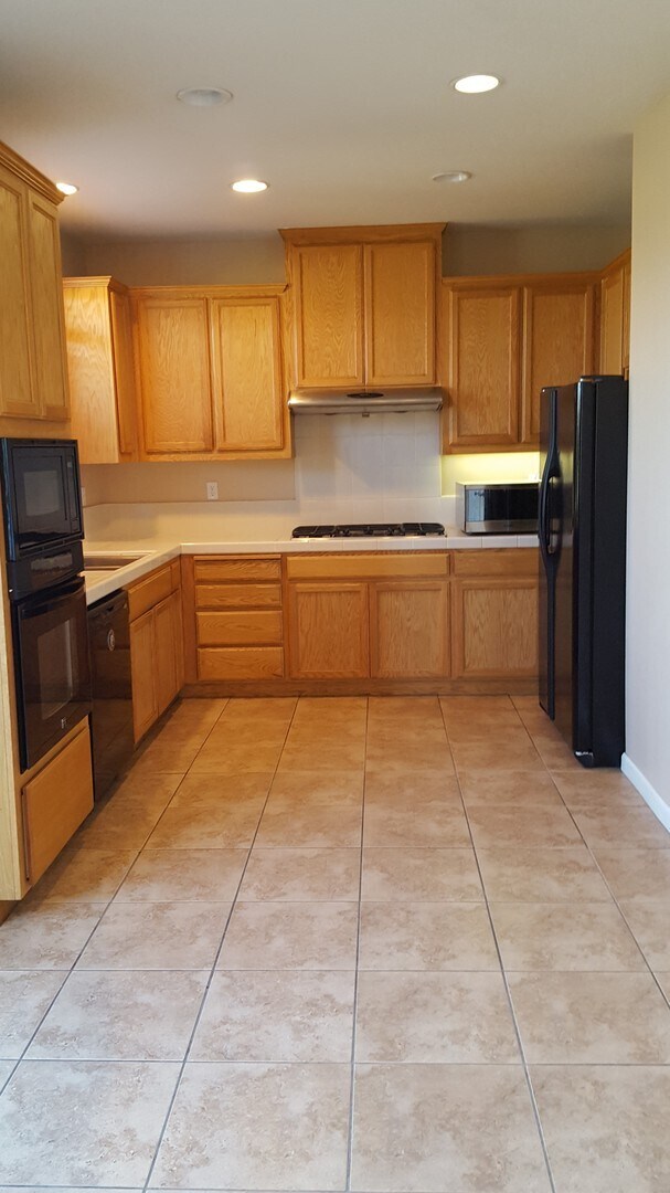 Foto del edificio - 2426 Milford Dr