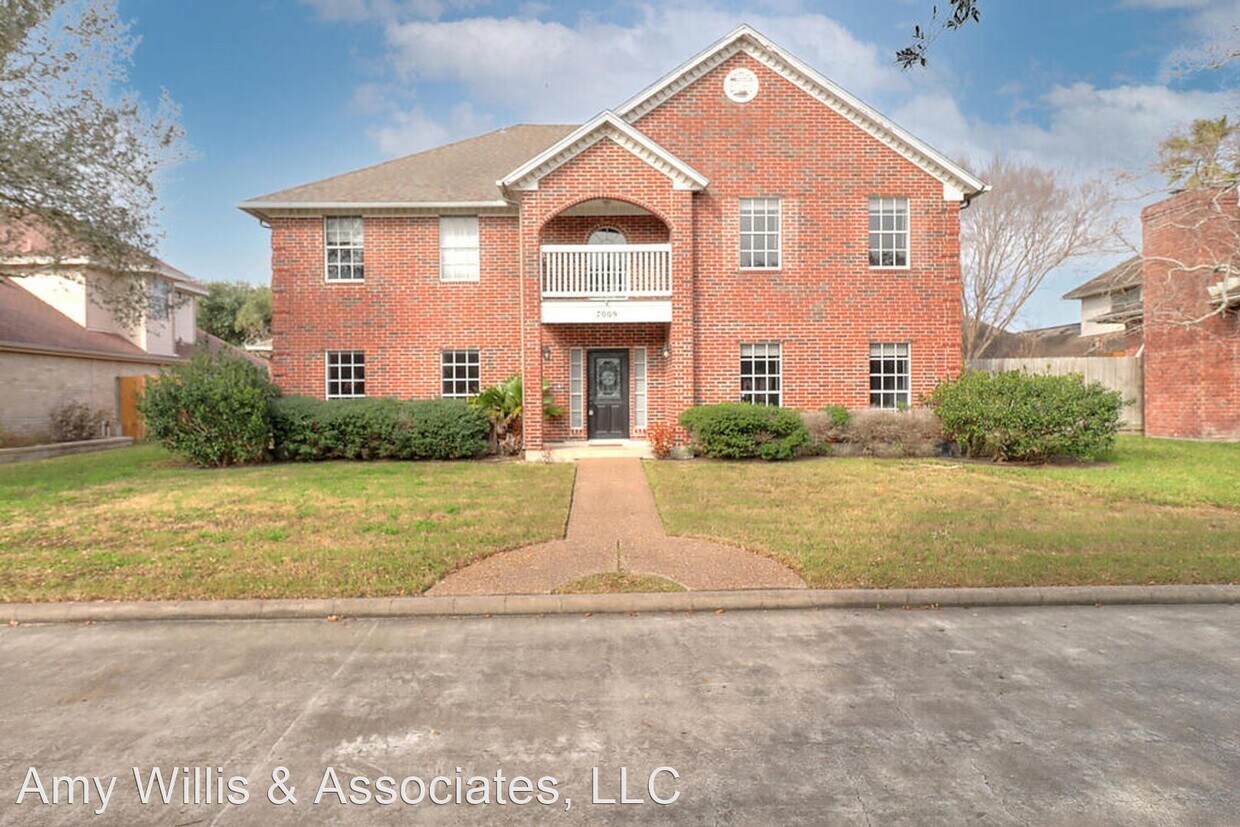 Primary Photo - 4 br, 2.5 bath House - 7009 Brandon Dr