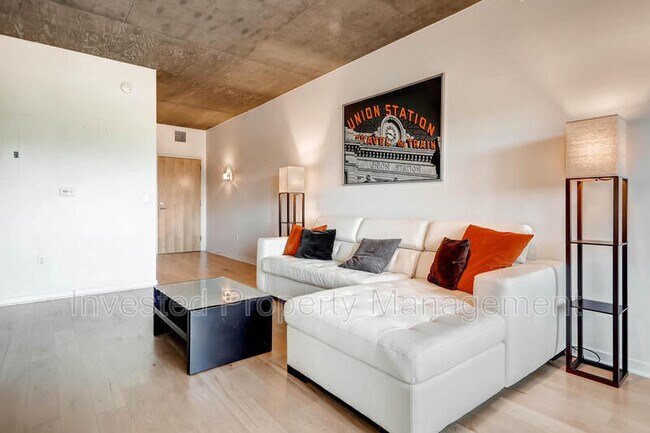 Foto del edificio - 1700 Bassett St