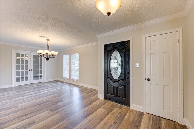 Building Photo - 9115 Taidswood Dr