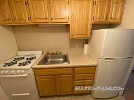 Building Photo - 1144 Commonwealth Ave