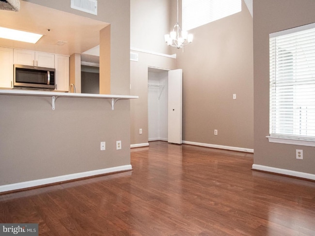 Photo - 14109 Bowsprit Ln Apartment