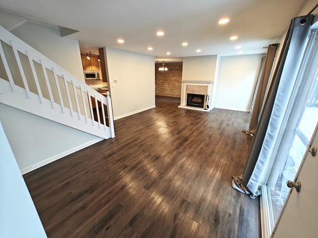 Foto del edificio - 5912 Greenview Rd