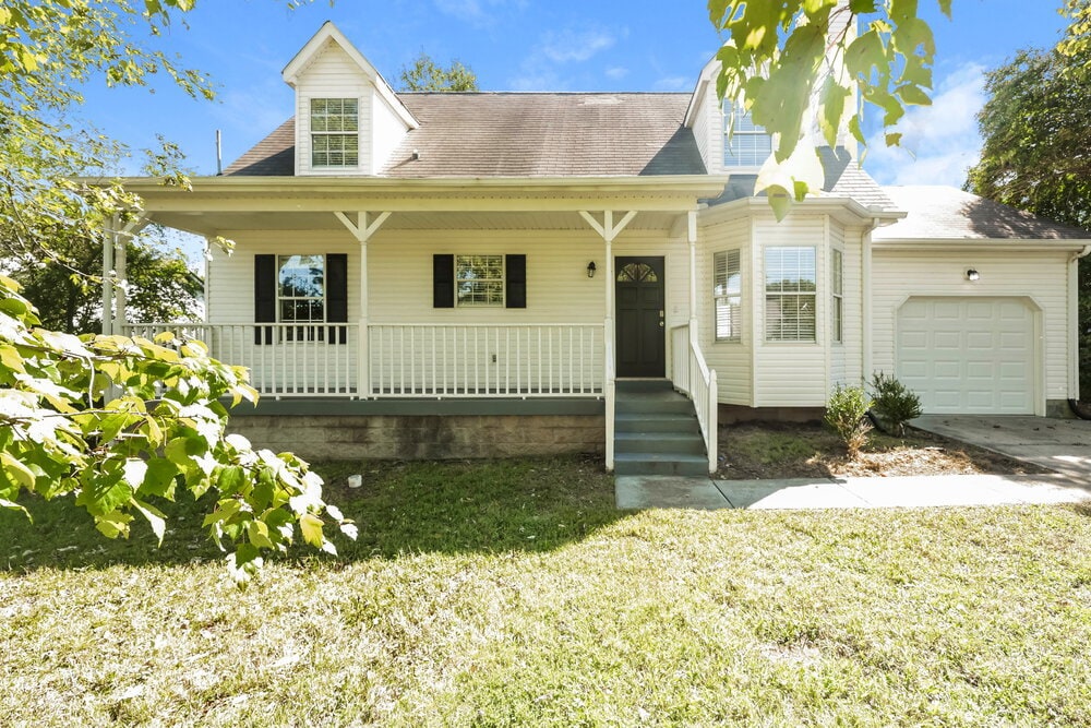 Primary Photo - 311 Shadylake Dr