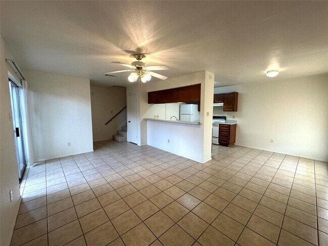 Foto del edificio - 2203 Creekside Ln