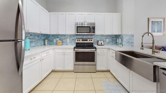 Building Photo - 7650 Sir Kaufmann Ct