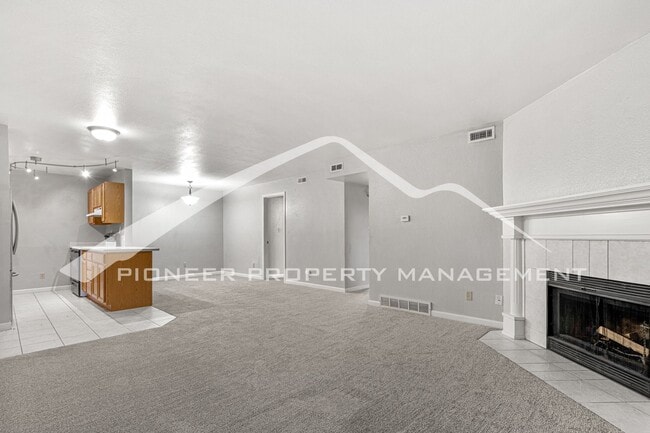 Photo - Great Condo with Central AC and Community Pool!