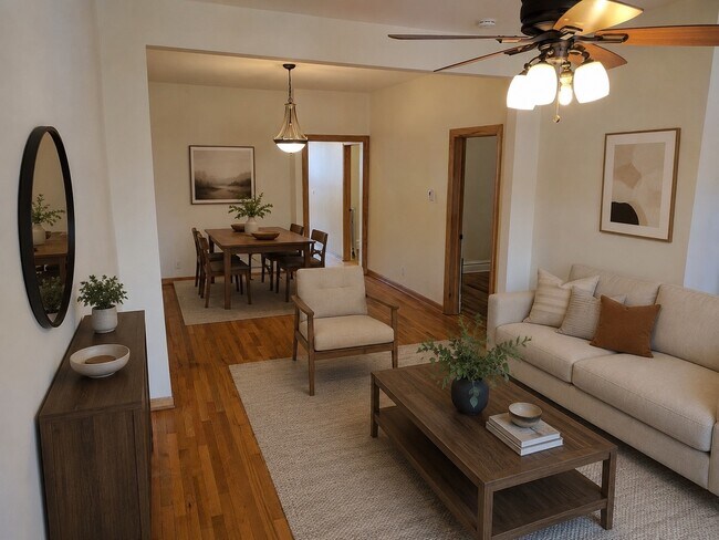 Foto del edificio - 5147 W Cullom Ave