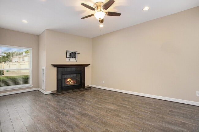 Foto del edificio - 5978 Woodway Place Ct