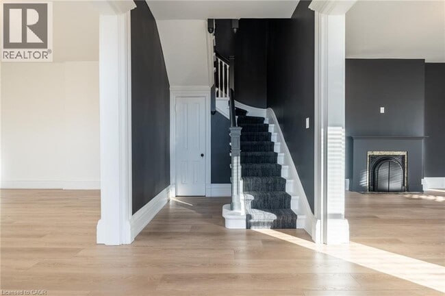 Photo du bâtiment - 322 Mt Albion Rd