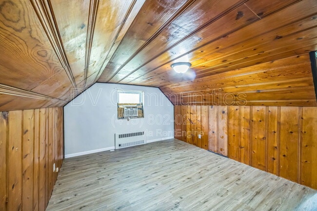 Building Photo - 5211 Parkview Ave