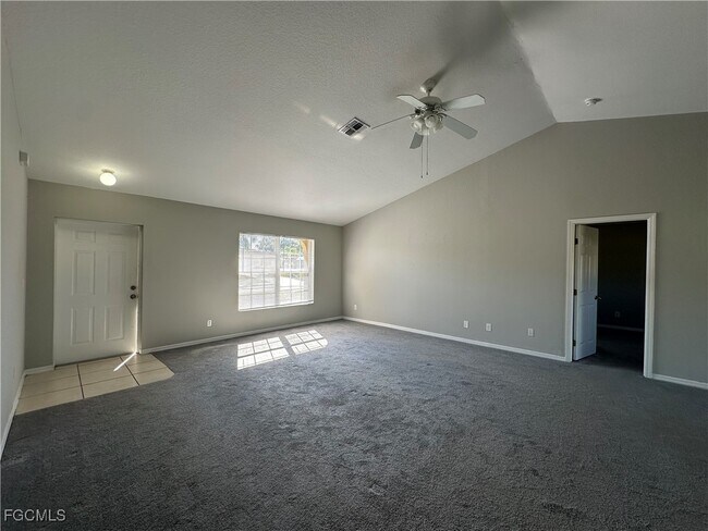 Foto del edificio - 1405 SW 10th St