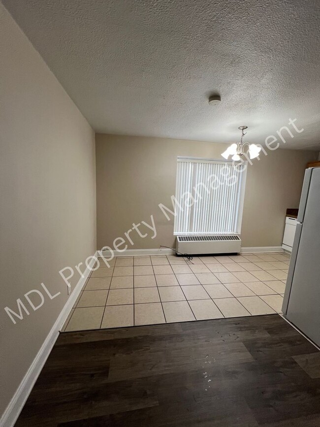 Building Photo - 314 N Michigan Ave