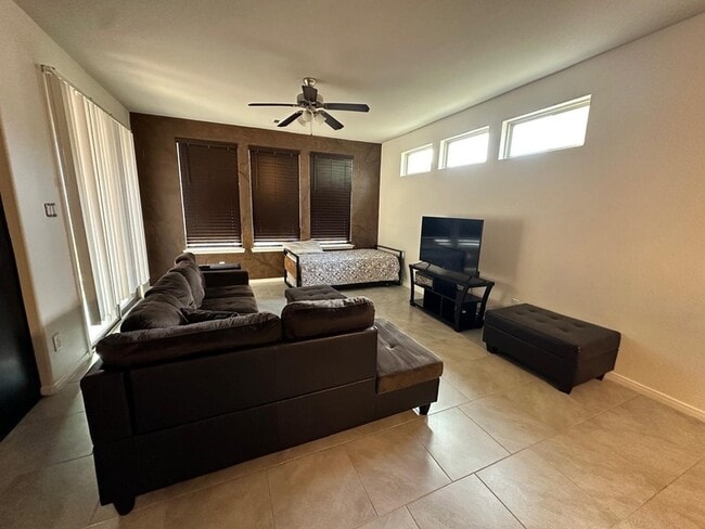 Foto del edificio - 3322 Harvest Meadow Ln