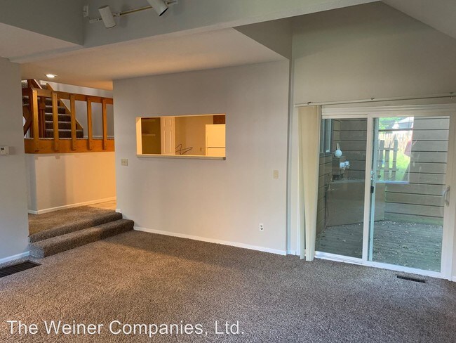 Building Photo - 1709 Willow Ct