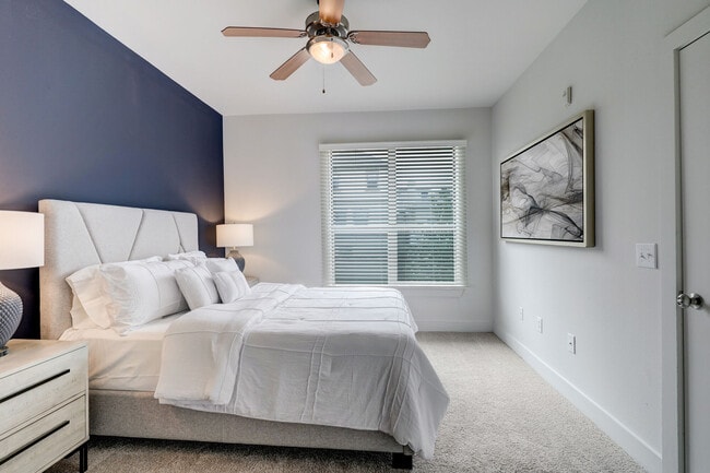 Photo - Us Bayou Park Apartments