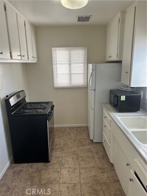 Building Photo - 139 10th St